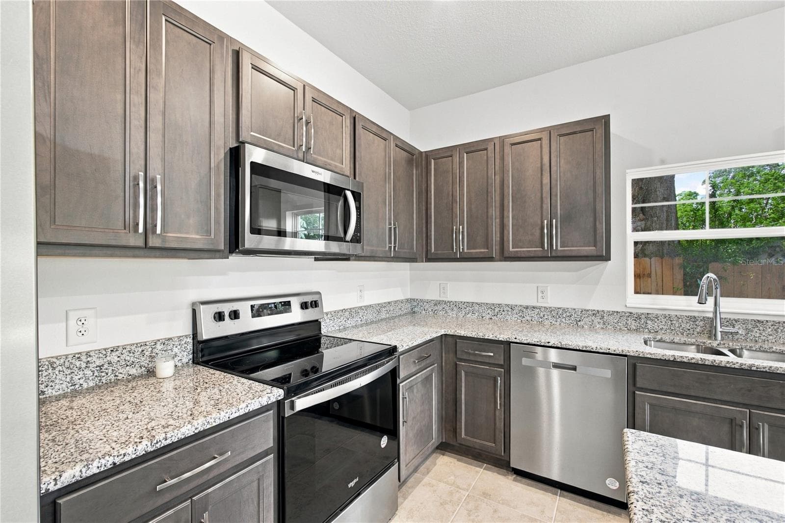 Single Family Residence at 3033 54TH AVE N, ST PETERSBURG, photo 22 of 49