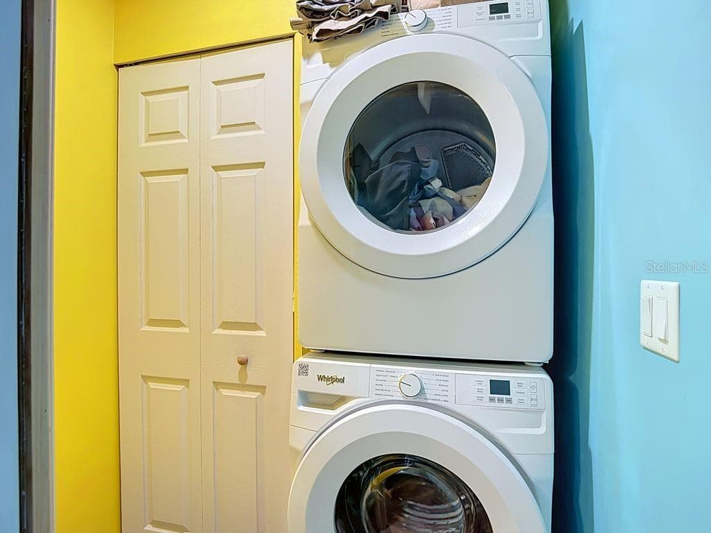 Garage laundry - 3569 PITTMAN RD, DOVER
