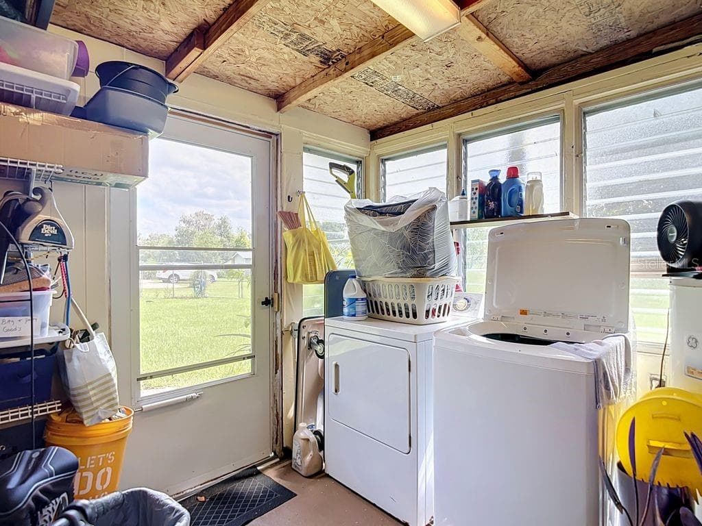 Main House porch/laundry - 3569 PITTMAN RD, DOVER