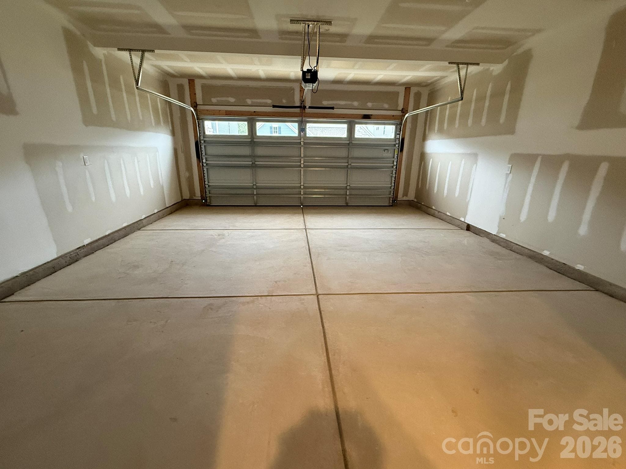 Two-car garage - 4482 Blue Mound Court, Stanley