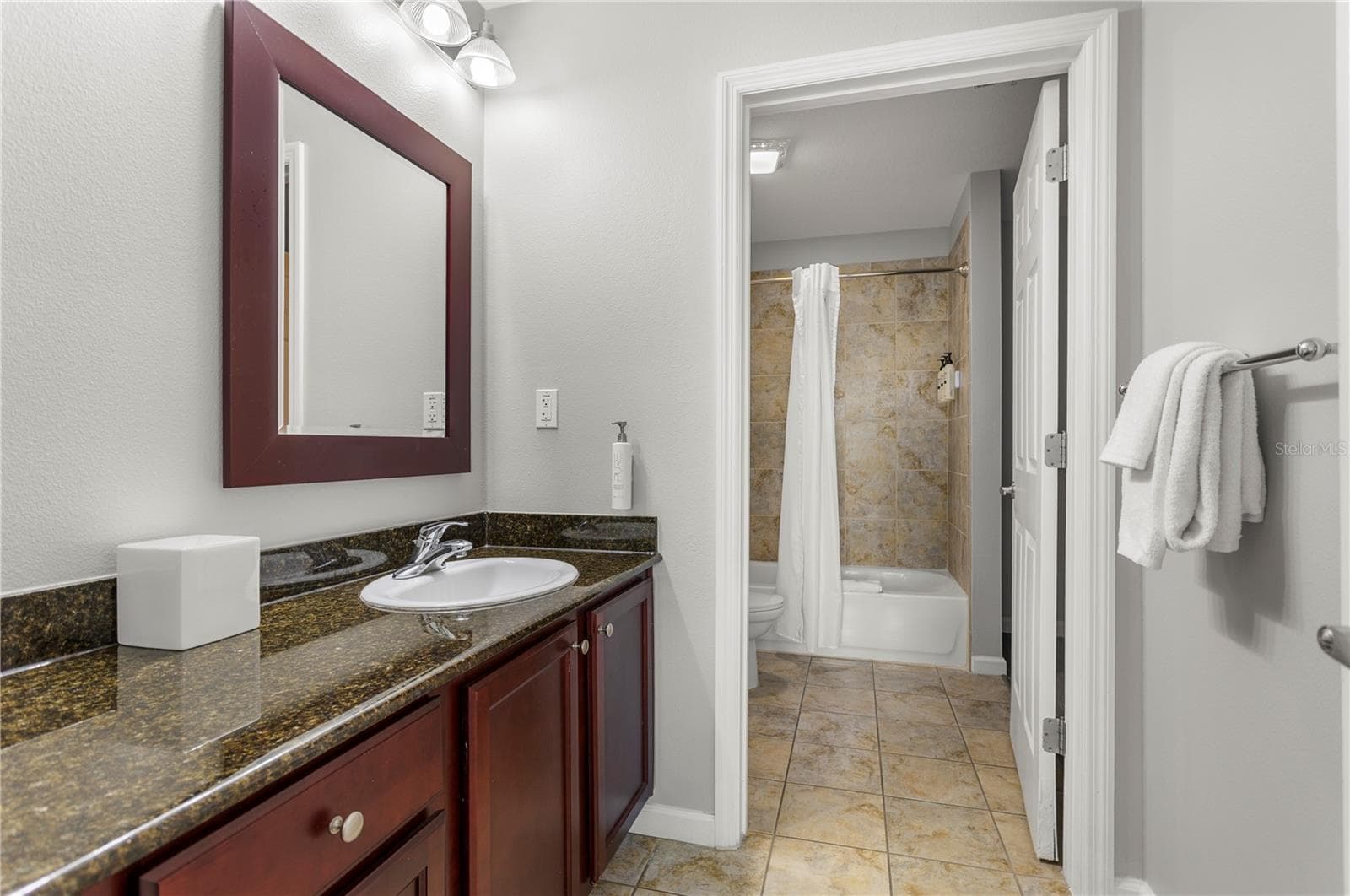 Condo - Hotel at 14501 GROVE RESORT AVE #1218, WINTER GARDEN, photo 14 of 26
