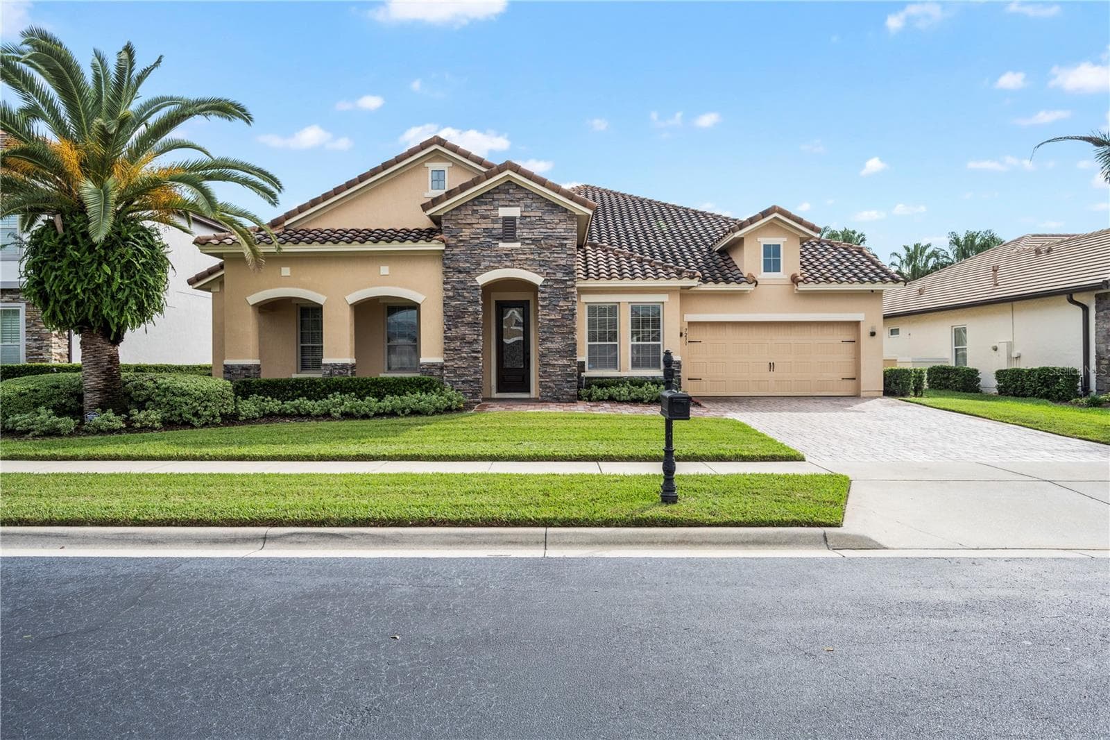 Single Family Residence at 7231 SANGALLA DR, WINDERMERE, photo 2 of 65