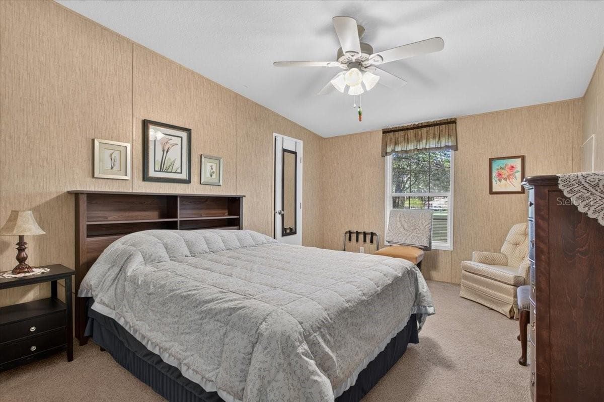 Bedroom 2 - 14420 SW TUSTENUGGEE AVE, FORT WHITE