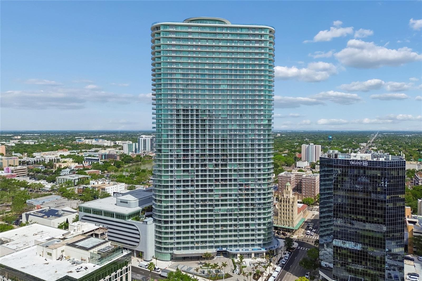 400 CENTRAL AVE #2505