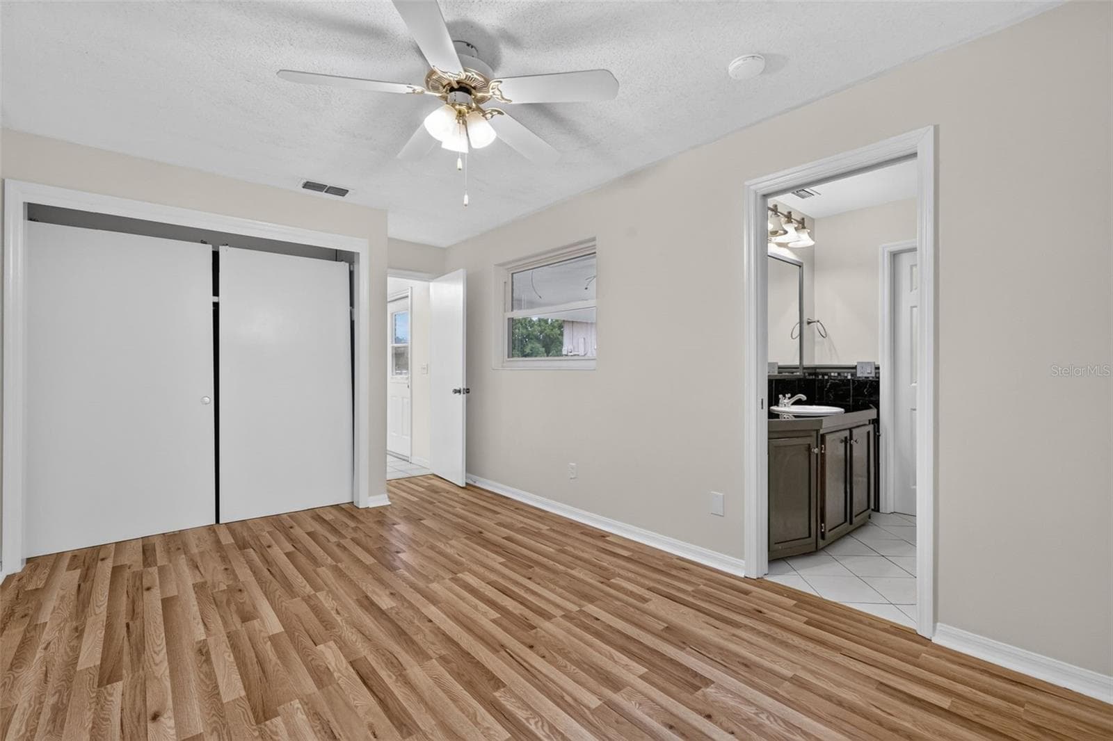 Primary bedroom - 552 HIGHLAND DR, EUSTIS