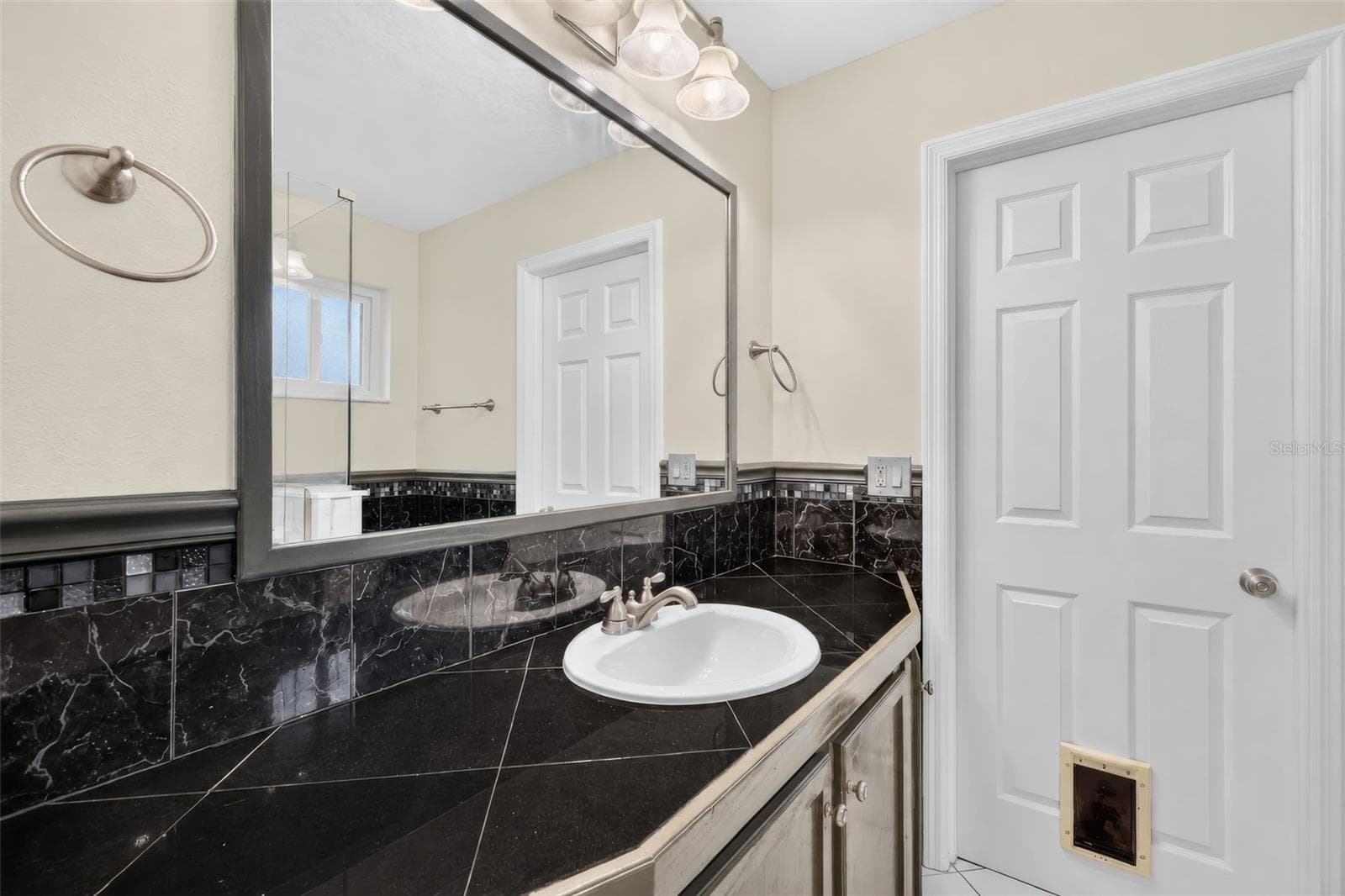 Primary bathroom - 552 HIGHLAND DR, EUSTIS
