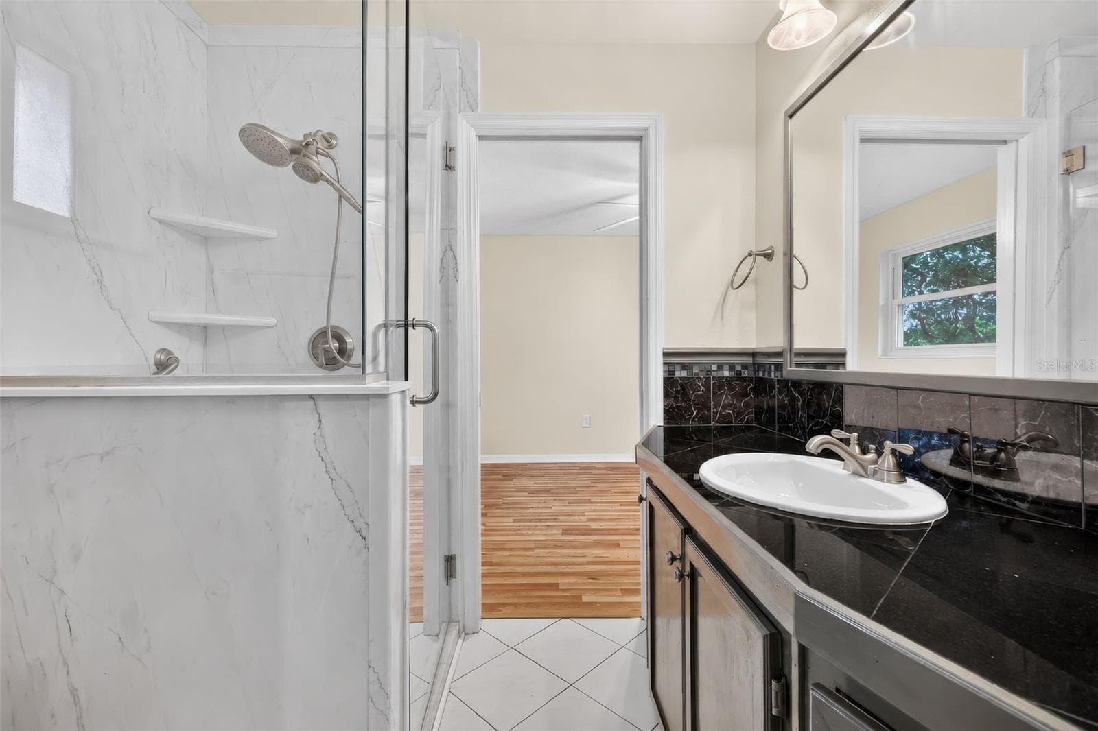 Primary bathroom - 552 HIGHLAND DR, EUSTIS