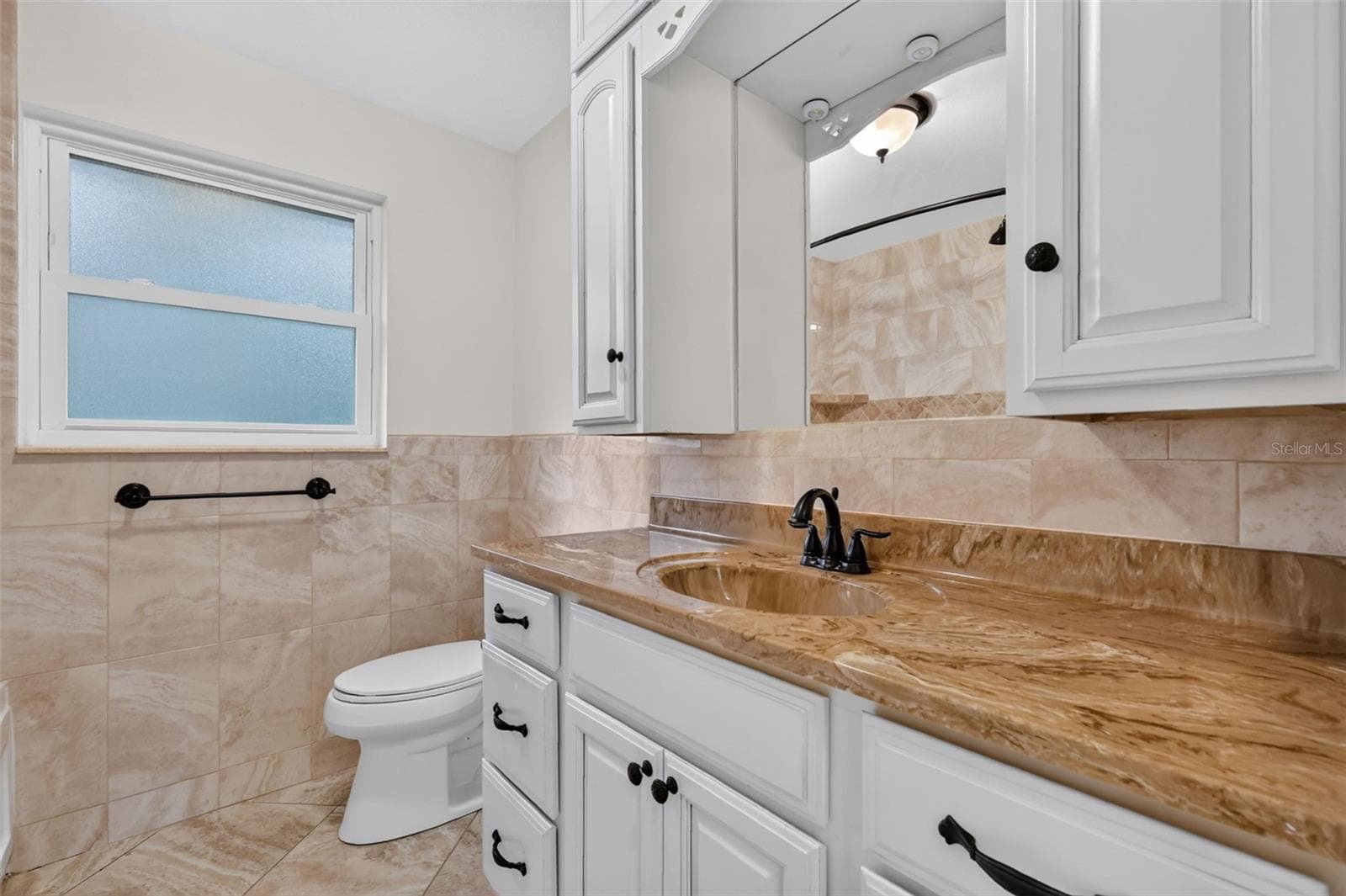 Secondary bathroom - 552 HIGHLAND DR, EUSTIS