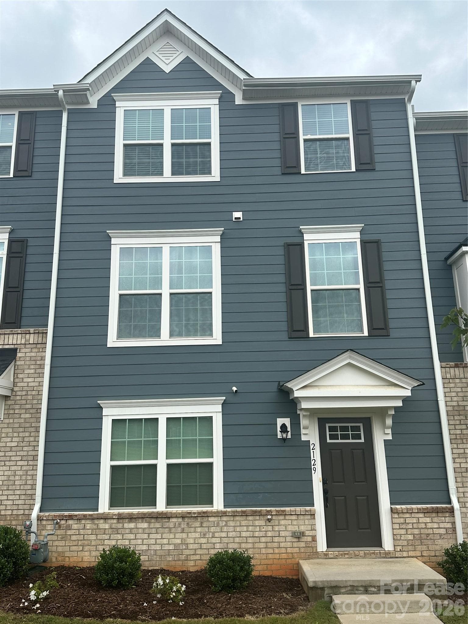 Townhouse at 2129 Tupelo Grove Lane, Gastonia, photo 2 of 28