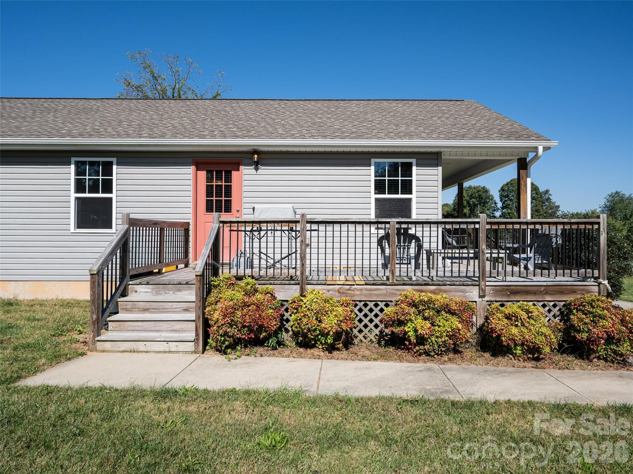 Single Family Residence at 33 Sherman Meadows Drive, East Flat Rock, photo 29 of 34