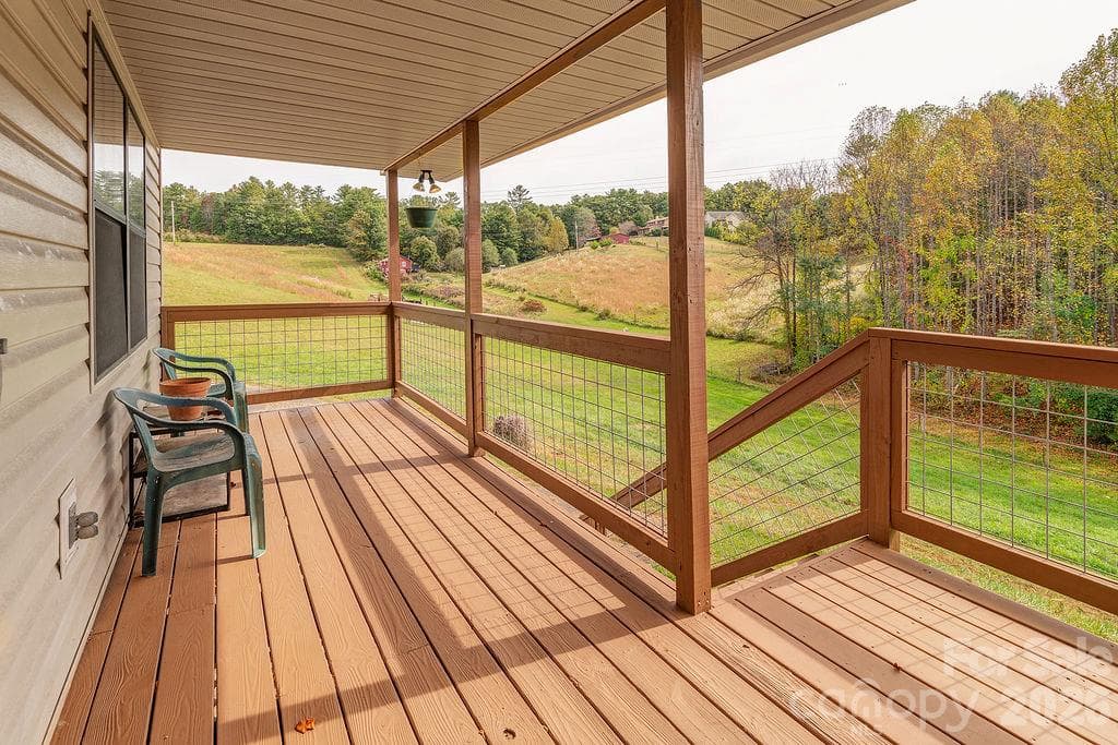 Single Family Residence at 216 Pickens Road, Weaverville, photo 2 of 31