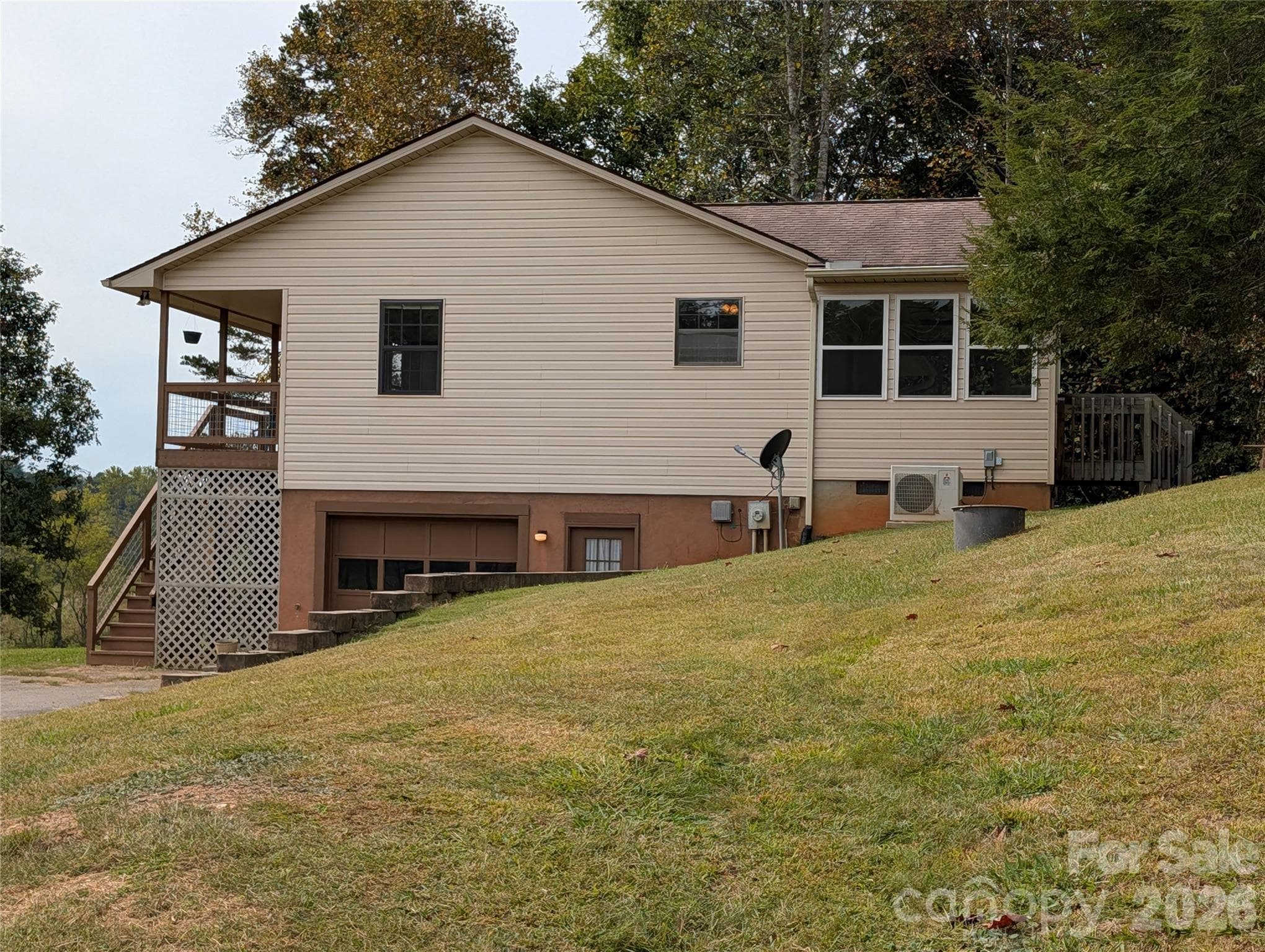 Single Family Residence at 216 Pickens Road, Weaverville, photo 8 of 31