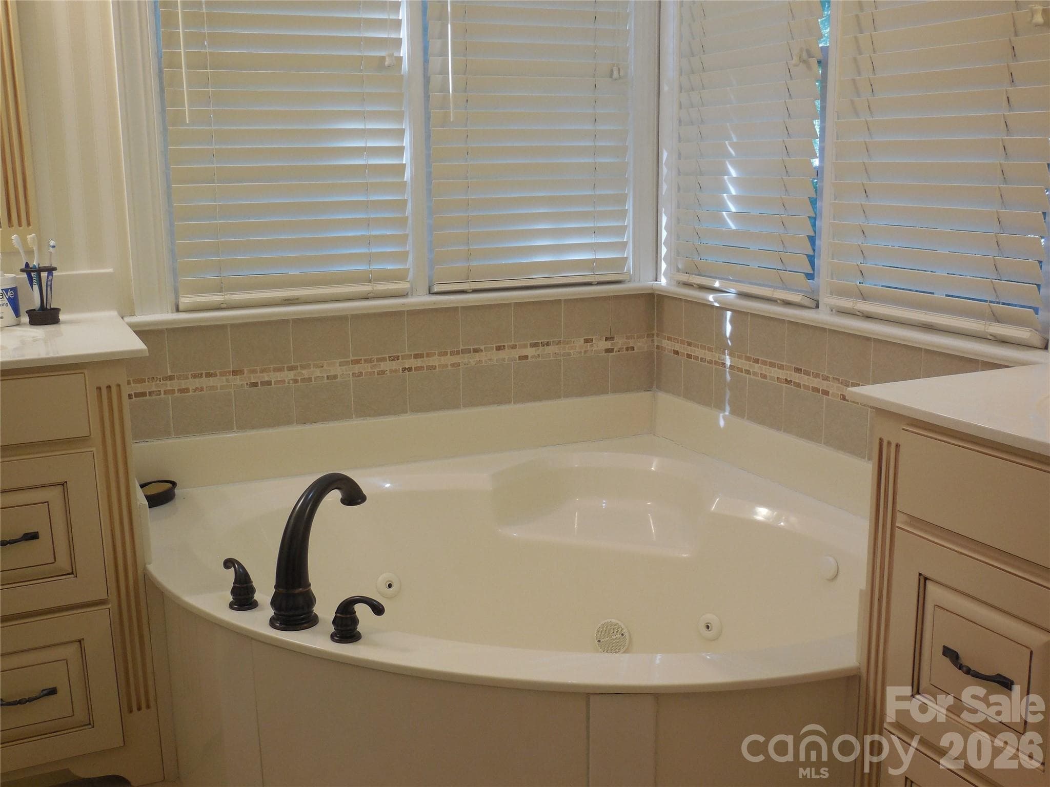 Single Family Residence at 1432 Porch Swing Lane, Matthews, photo 17 of 20