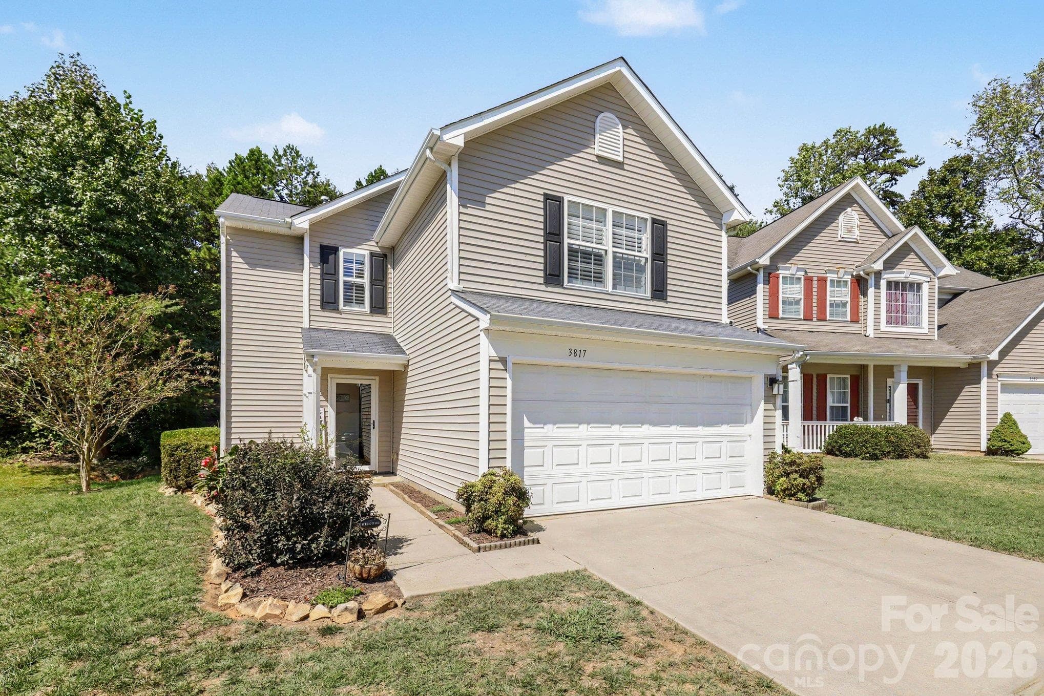 Single Family Residence at 3817 Broadwater Court, Gastonia, photo 2 of 30