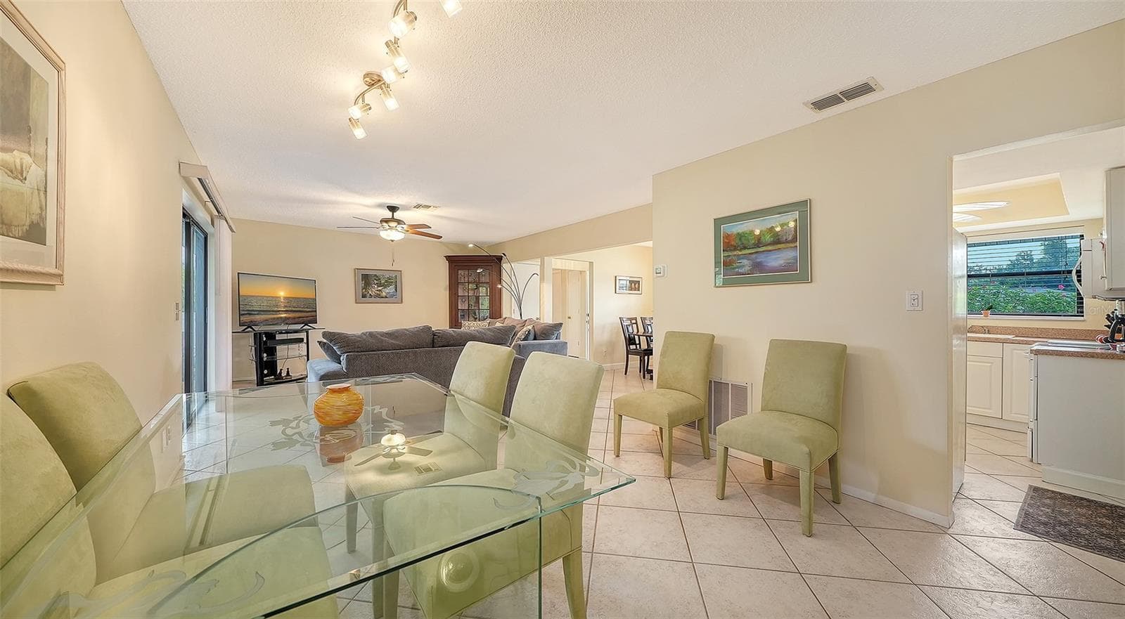Single Family Residence at 6110 APPROACH LN, SARASOTA, photo 17 of 57