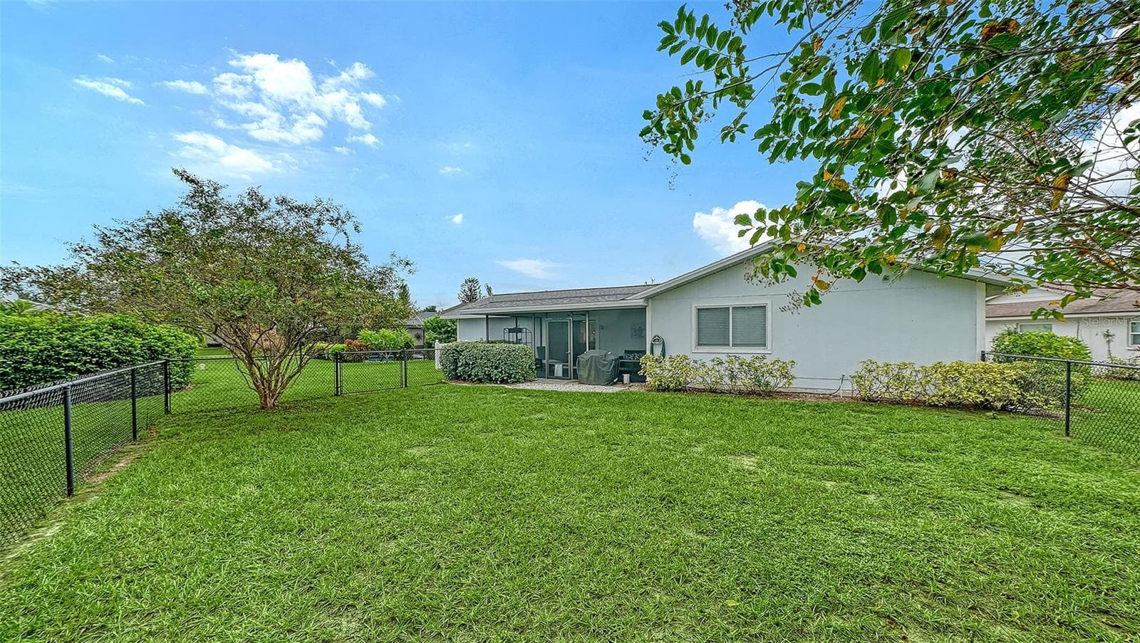 Single Family Residence at 6110 APPROACH LN, SARASOTA, photo 34 of 57