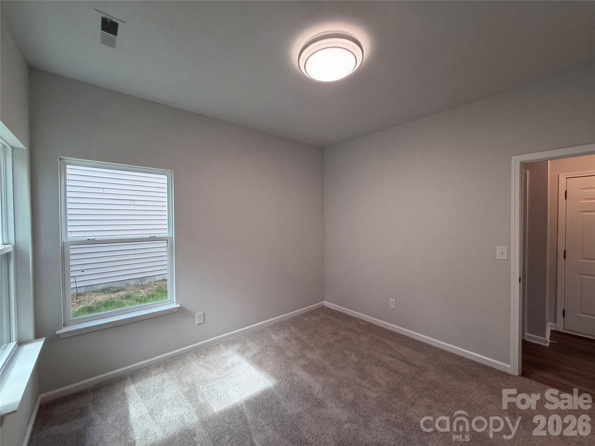 Single Family Residence at 4014 Northerly Island Court, Gastonia, photo 13 of 36