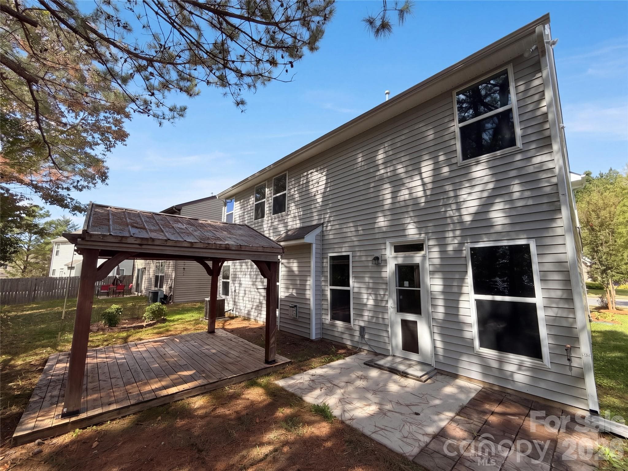 Single Family Residence at 4014 Northerly Island Court, Gastonia, photo 34 of 36