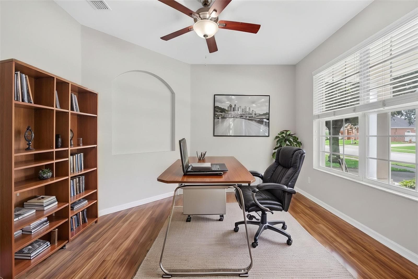 Virtually Staged - 515 NADEAU WAY, APOPKA