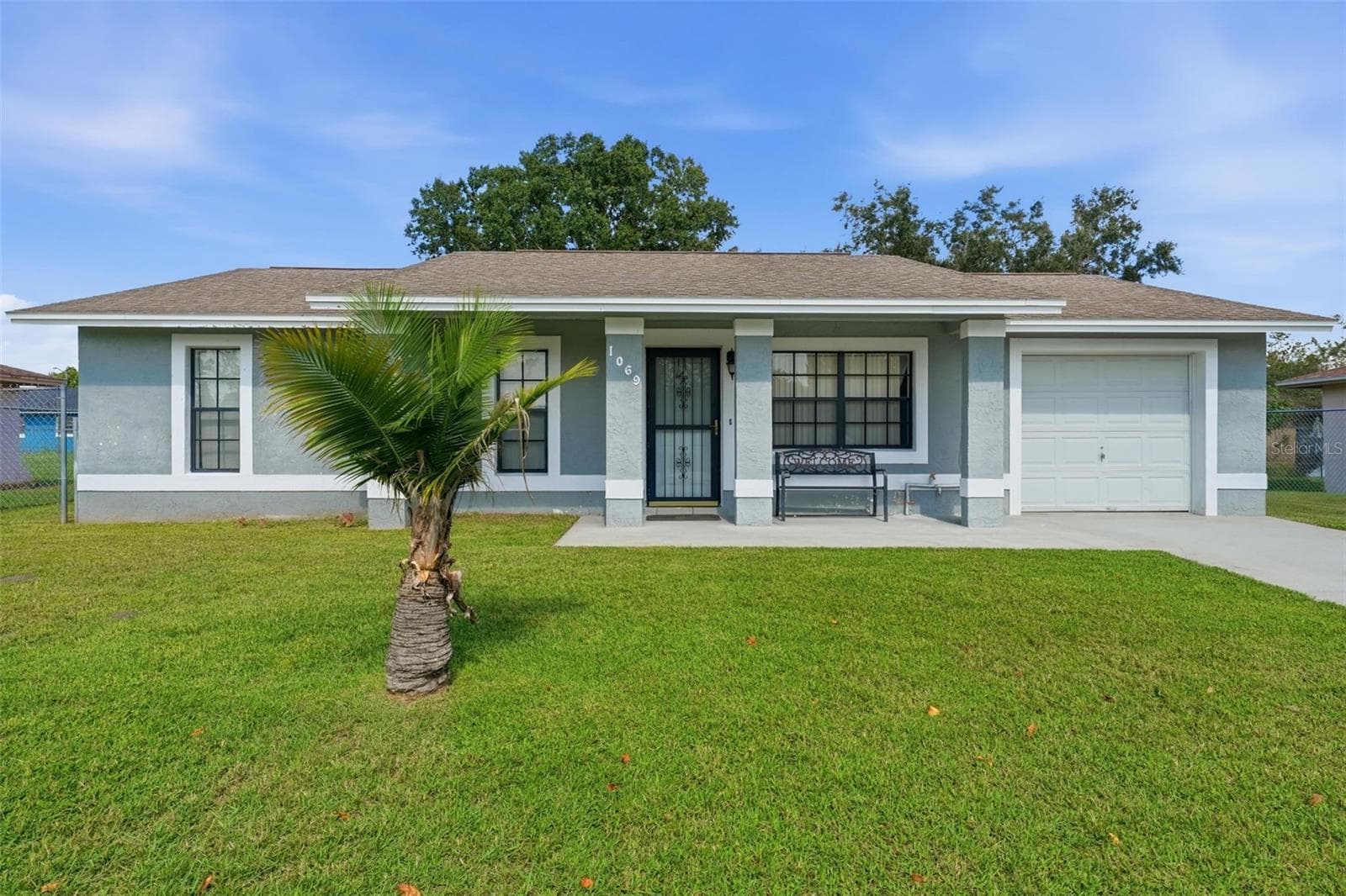 Single Family Residence at 1069 MILDRED DIXON WAY, WINTER GARDEN, photo 2 of 16