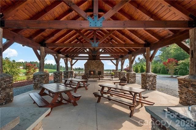 Pavilion - 193 Mountain Vista Drive, Nebo