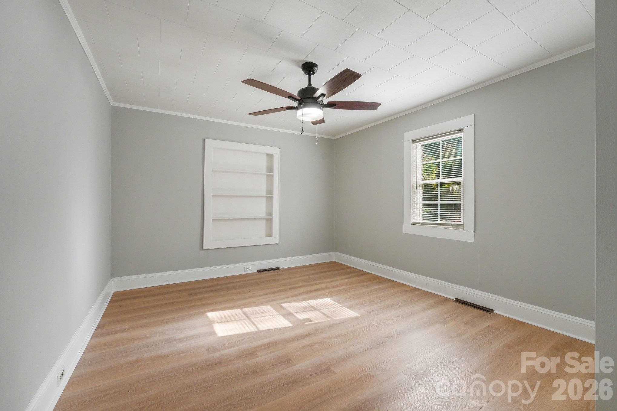 Single Family Residence at 144 Ginger Lane, Mooresville, photo 14 of 26