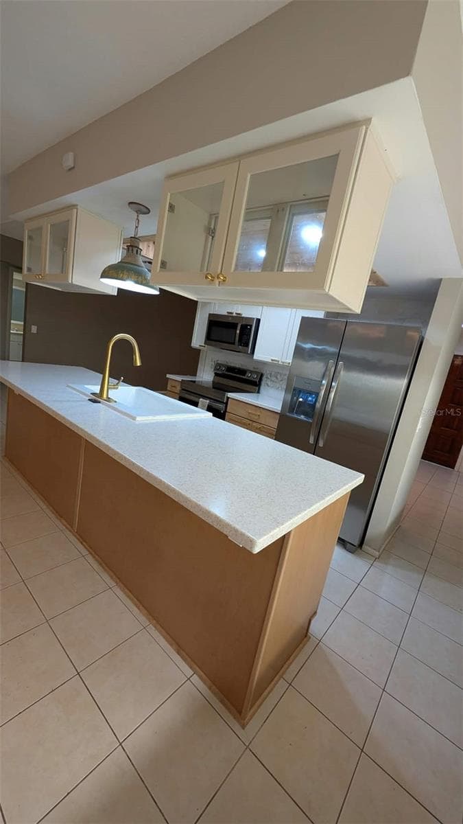 Single Family Residence at 12408 GOLDEN OAK CIR, HUDSON, photo 6 of 61