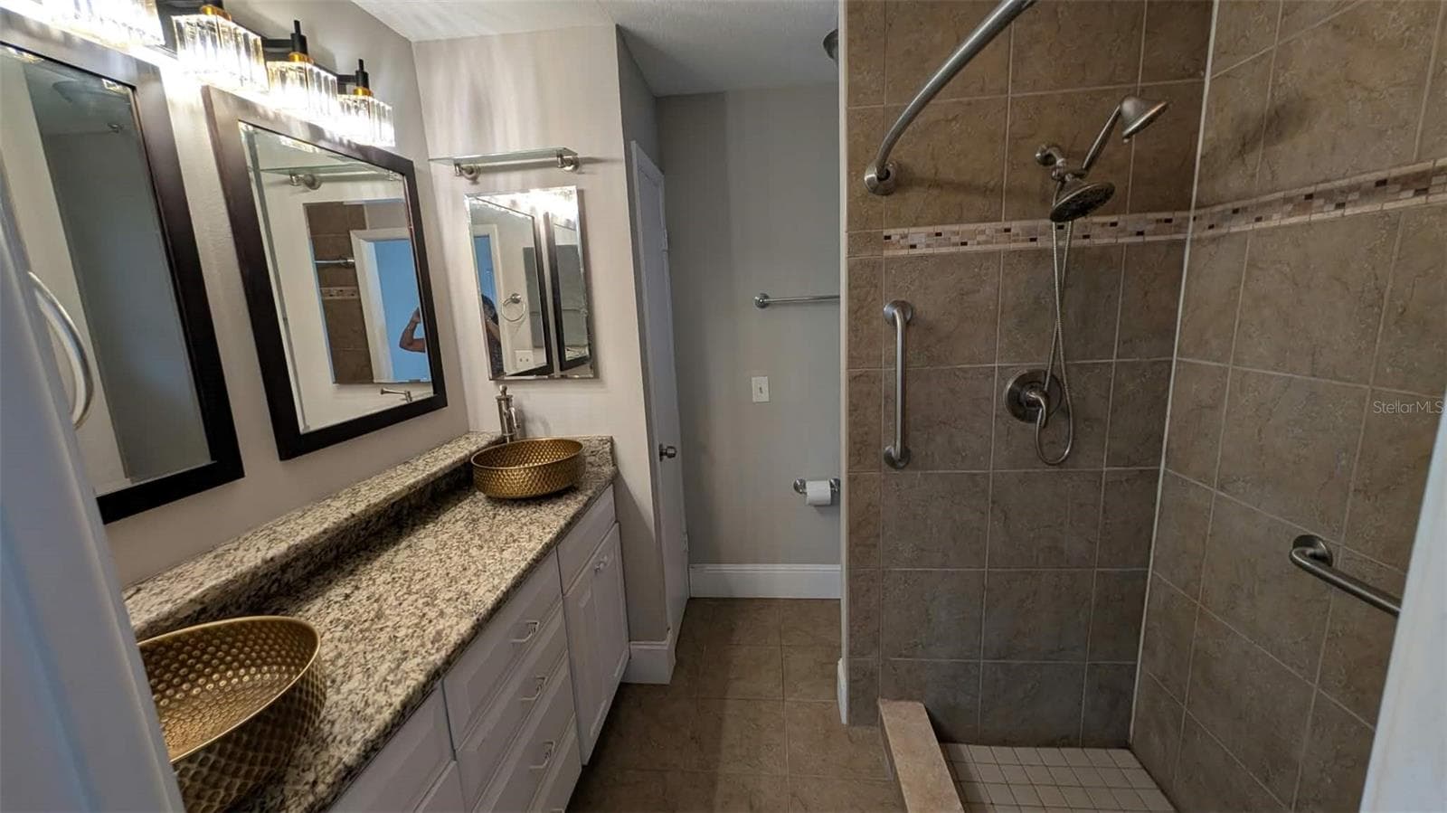 Single Family Residence at 12408 GOLDEN OAK CIR, HUDSON, photo 25 of 61