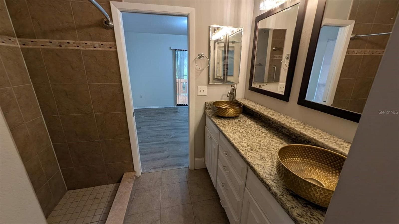 Single Family Residence at 12408 GOLDEN OAK CIR, HUDSON, photo 27 of 61
