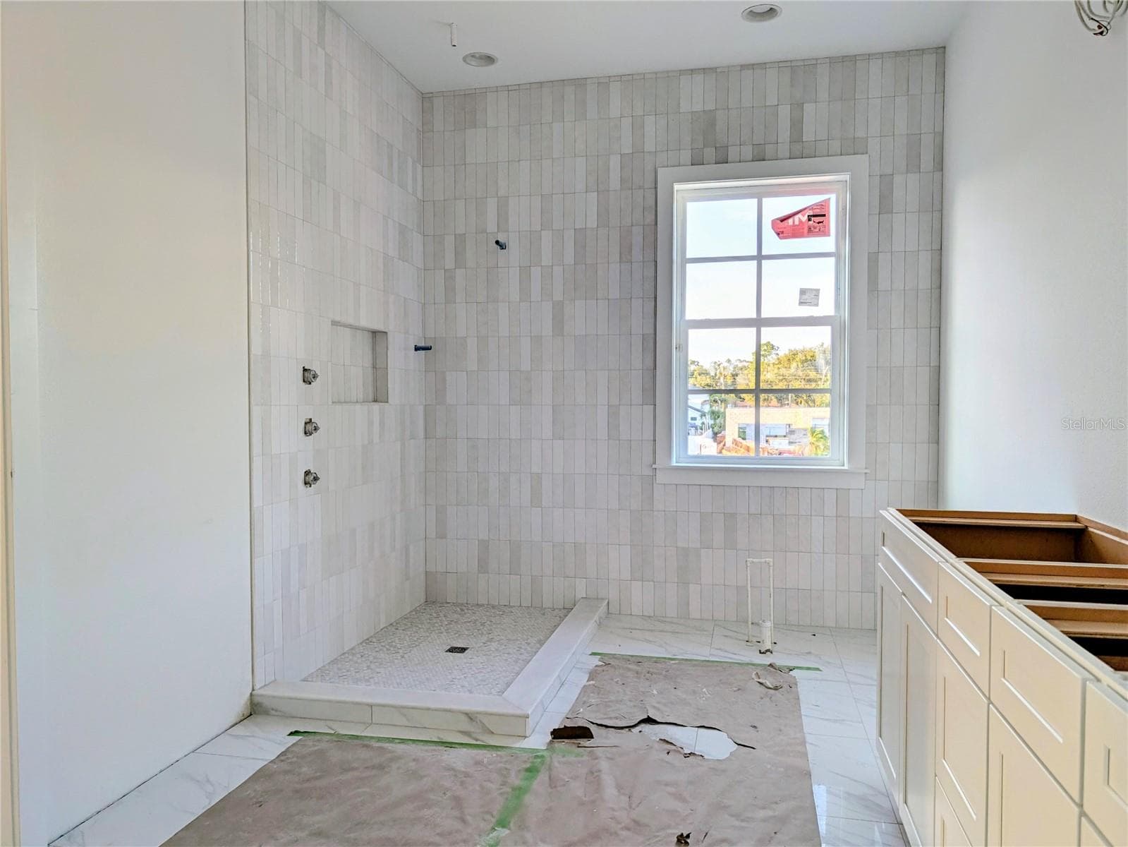 Master Bath Oct 10 - 905 W PLYMOUTH ST, TAMPA