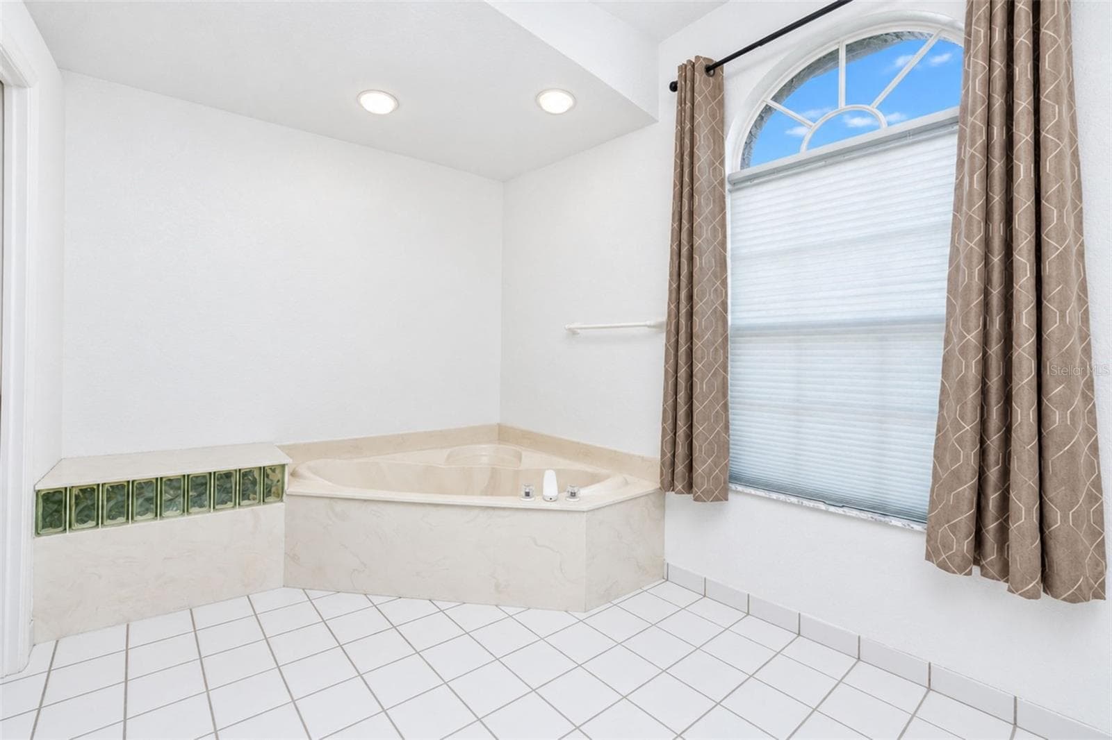 Single Family Residence at 25179 CAMPOS DR, PUNTA GORDA, photo 53 of 99