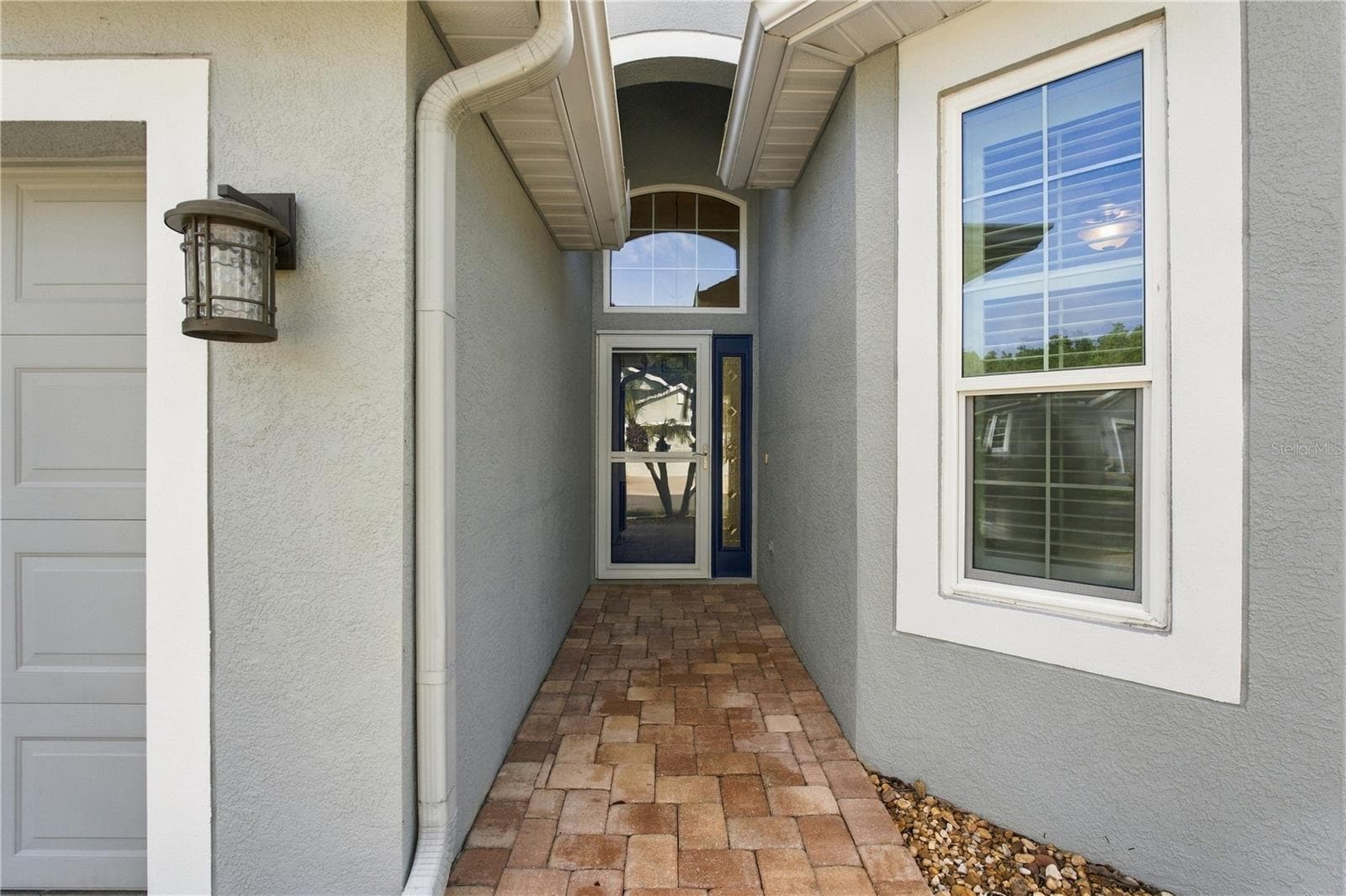 Villa at 10719 ASHFORD OAKS DR, TAMPA, photo 9 of 56