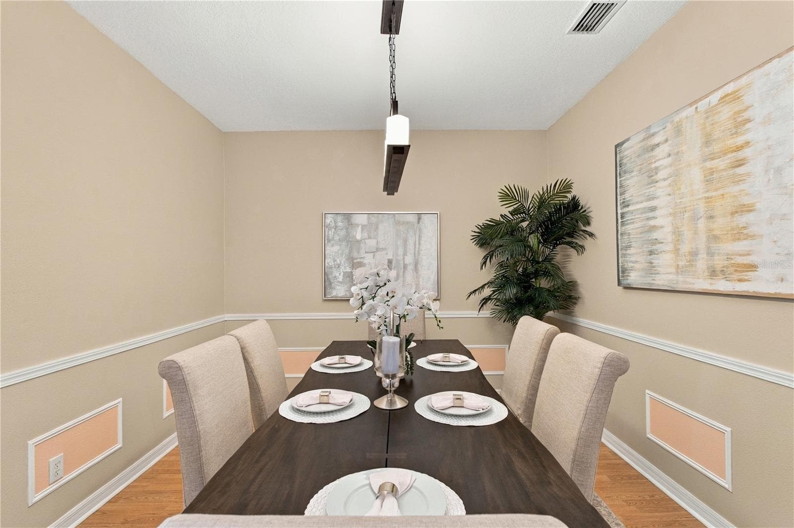 Villa at 10719 ASHFORD OAKS DR, TAMPA, photo 13 of 56
