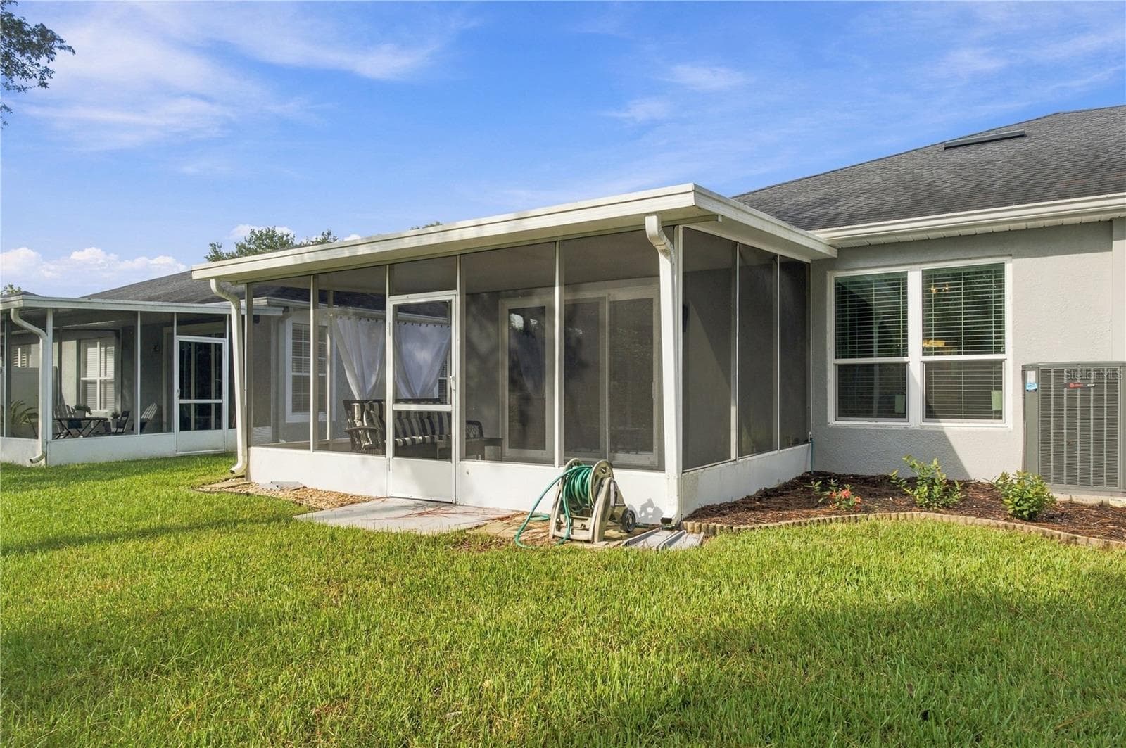 Villa at 10719 ASHFORD OAKS DR, TAMPA, photo 41 of 56