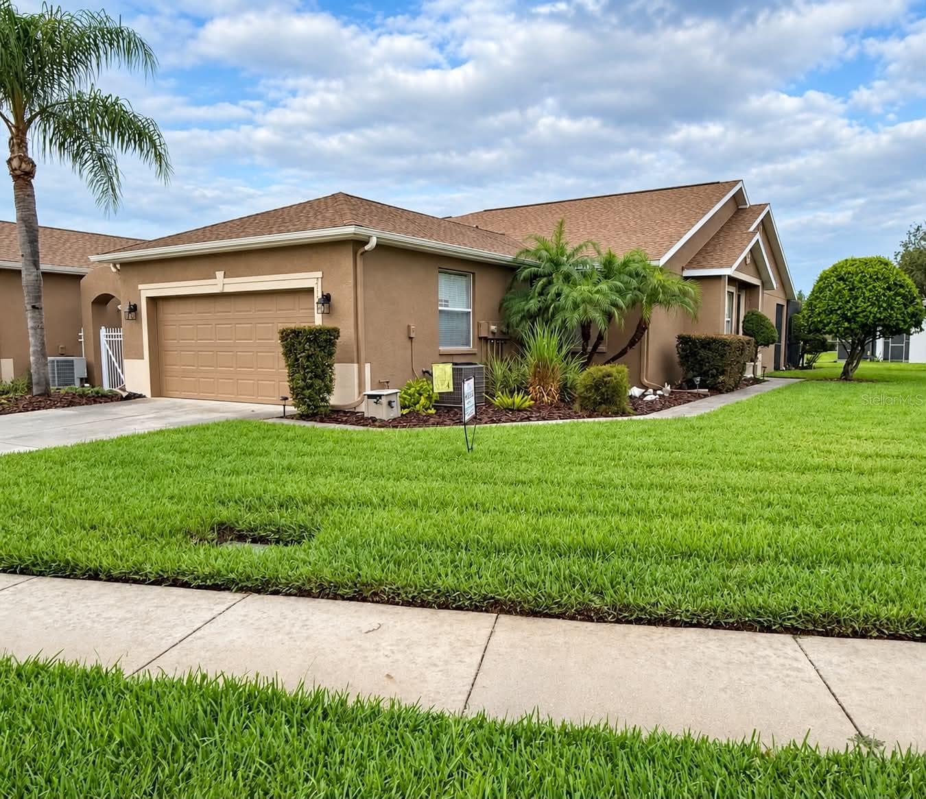 Villa at 21129 DIAMONTE DR, LAND O LAKES, photo 2 of 32