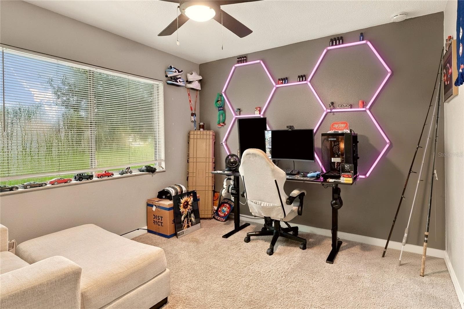 Office - 7 CARR LN, PALM COAST