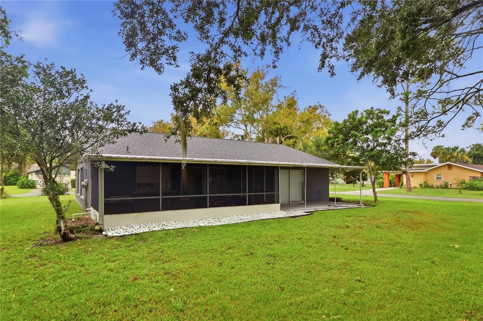 Back Of Structure - 7 CARR LN, PALM COAST