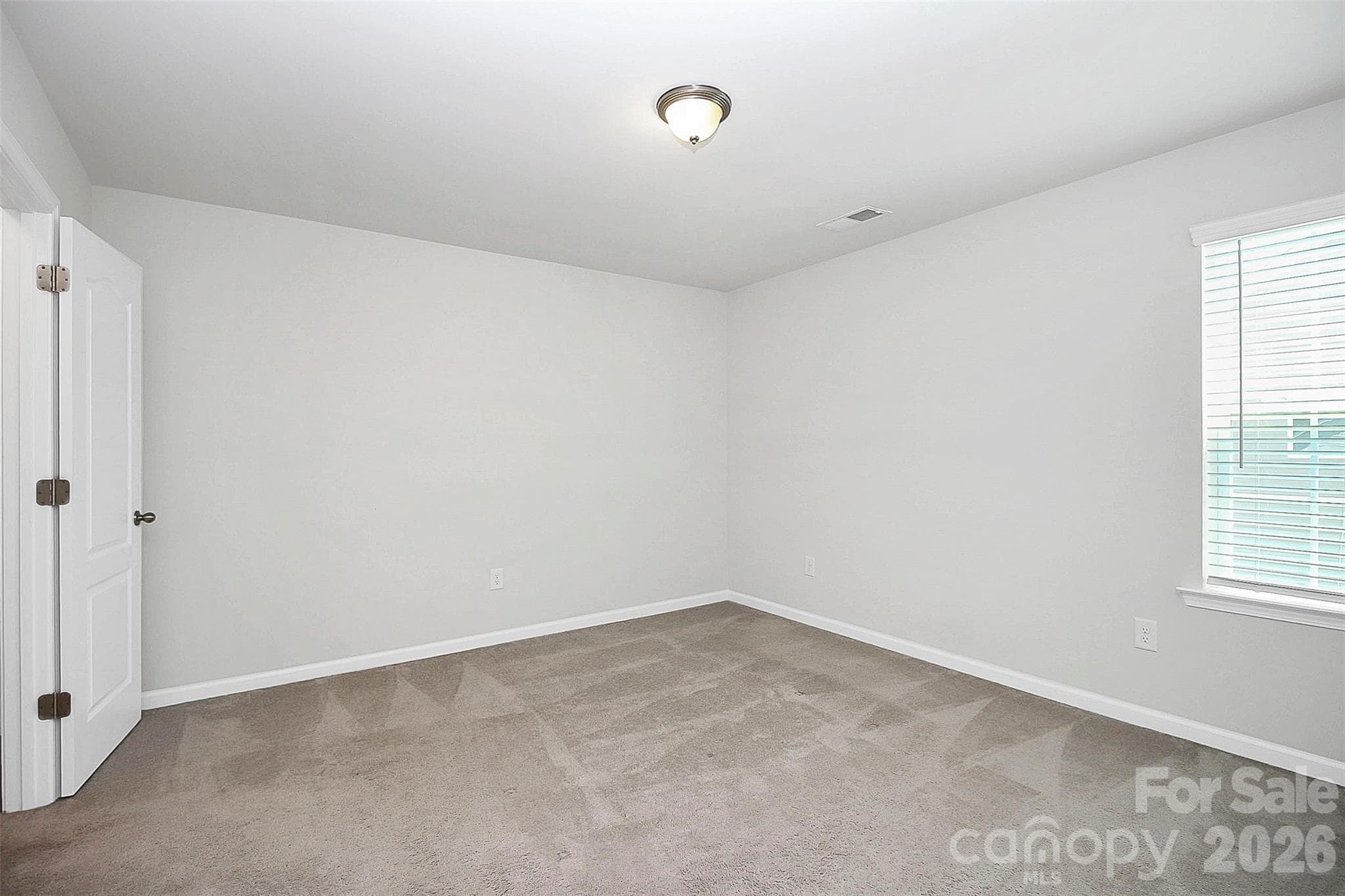 Single Family Residence at 14527 Murfield Court, Charlotte, photo 12 of 35