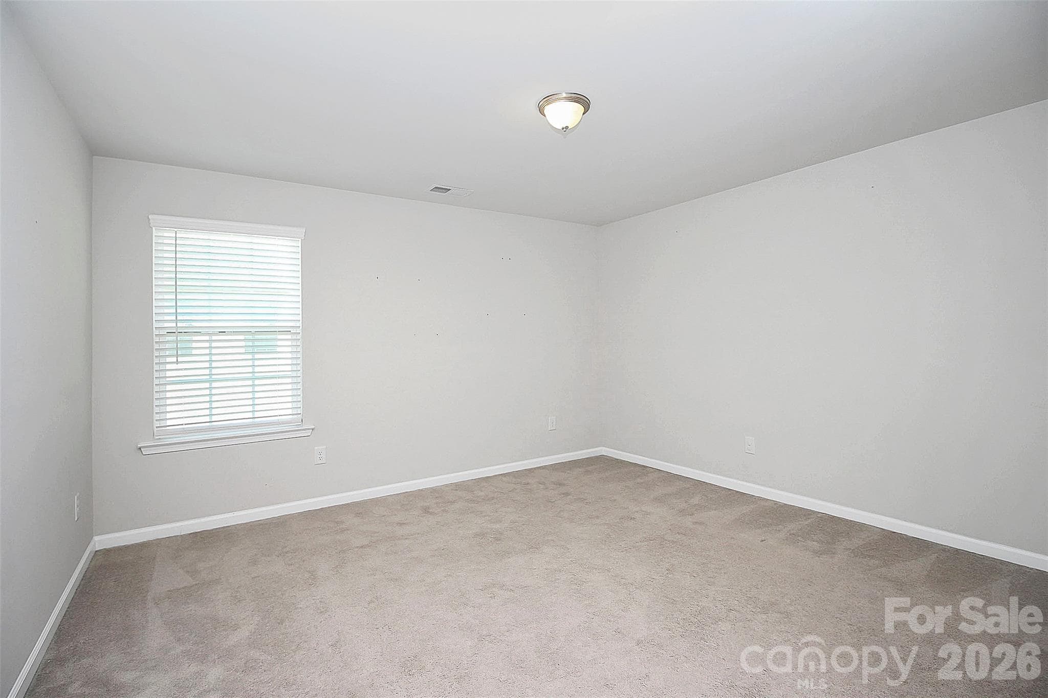 Single Family Residence at 14527 Murfield Court, Charlotte, photo 13 of 35