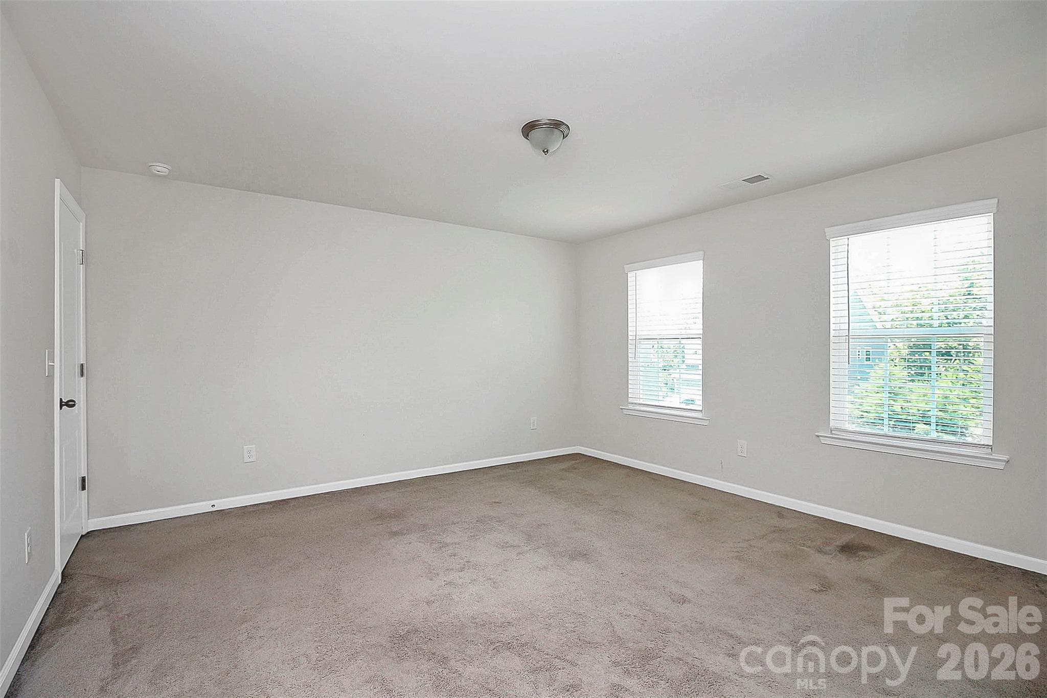 Single Family Residence at 14527 Murfield Court, Charlotte, photo 16 of 35