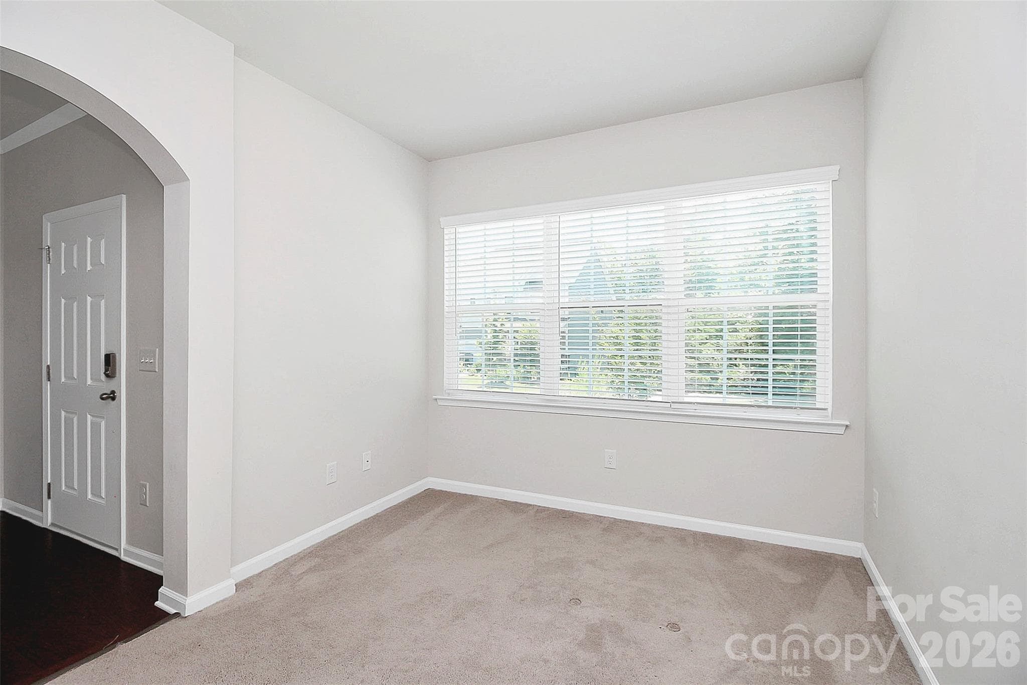 Single Family Residence at 14527 Murfield Court, Charlotte, photo 20 of 35