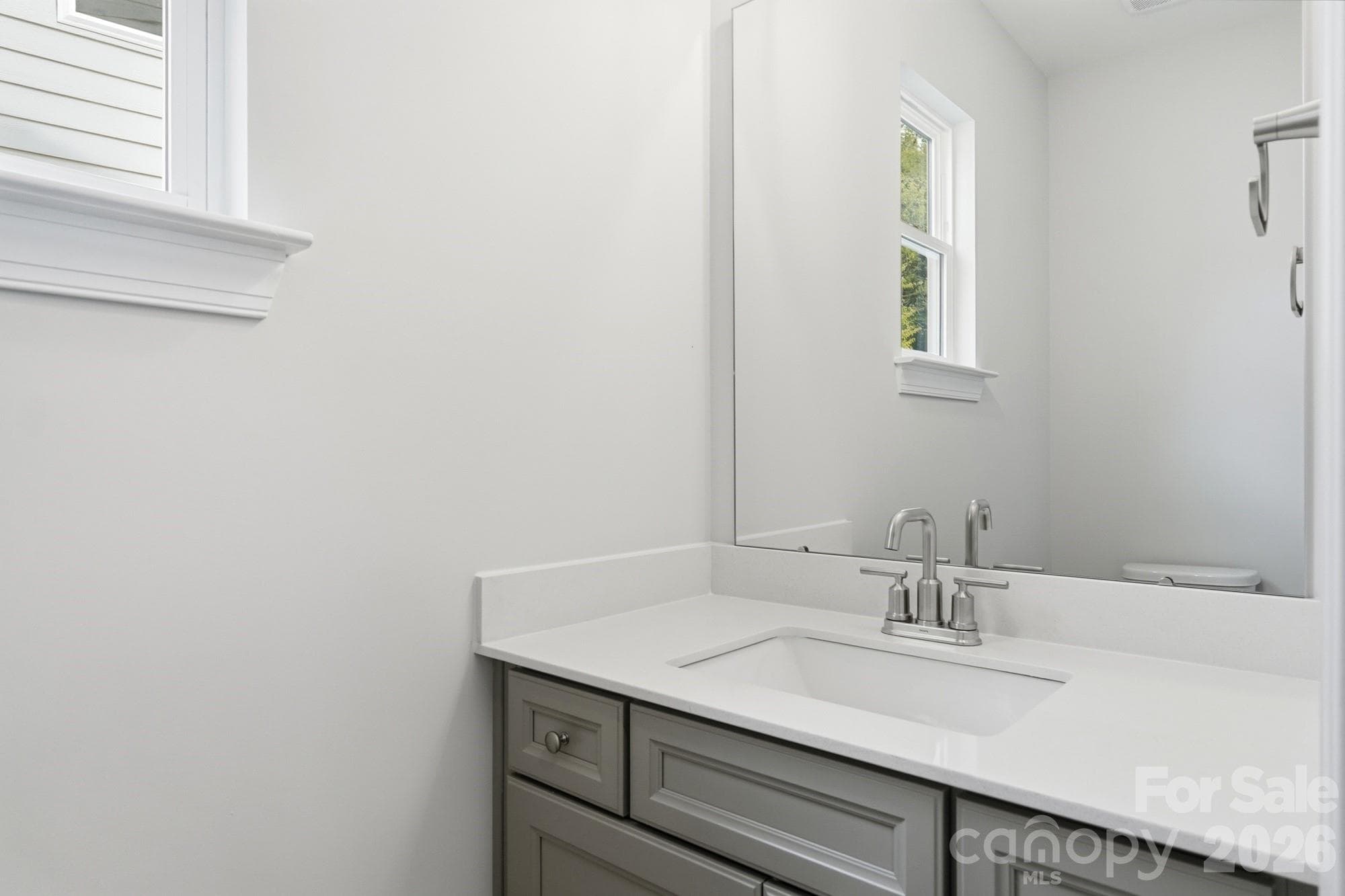 Powder Bath - 13123 Foxberry Road, Charlotte