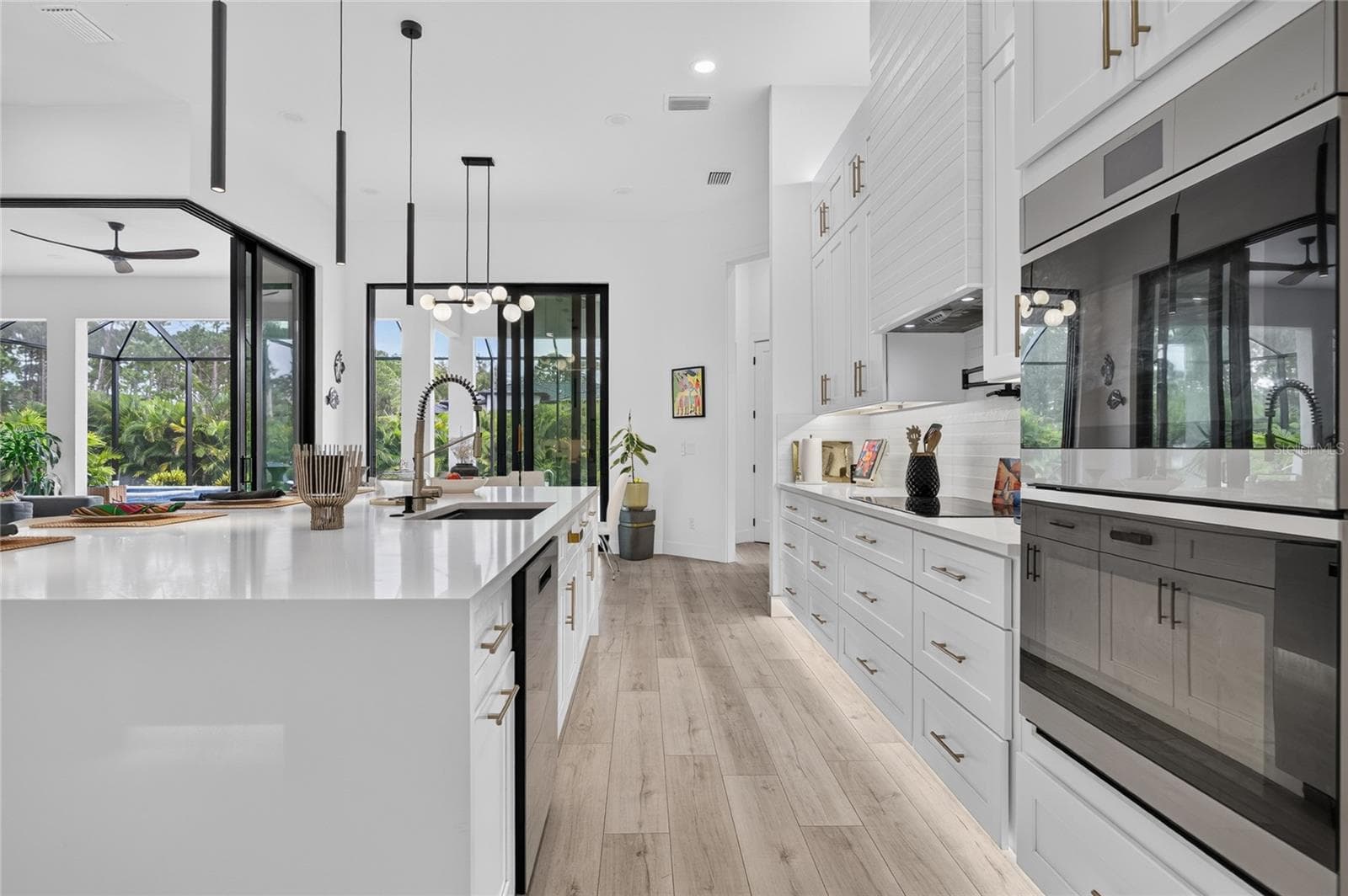 Single Family Residence at 403 MATSON LN, PORT CHARLOTTE, photo 15 of 63