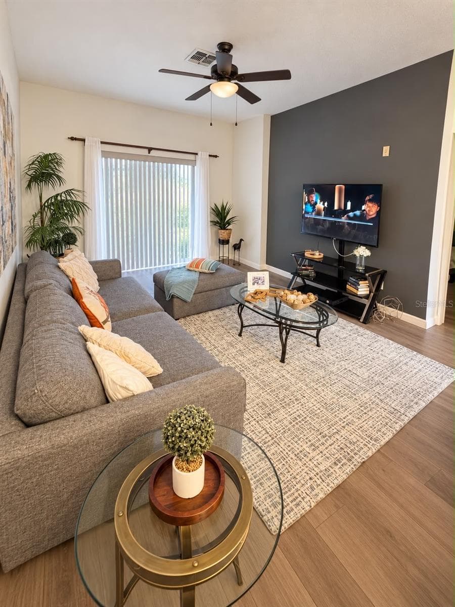 Condominium at 115 ROGUES RETREAT #115, DAVENPORT, photo 11 of 43