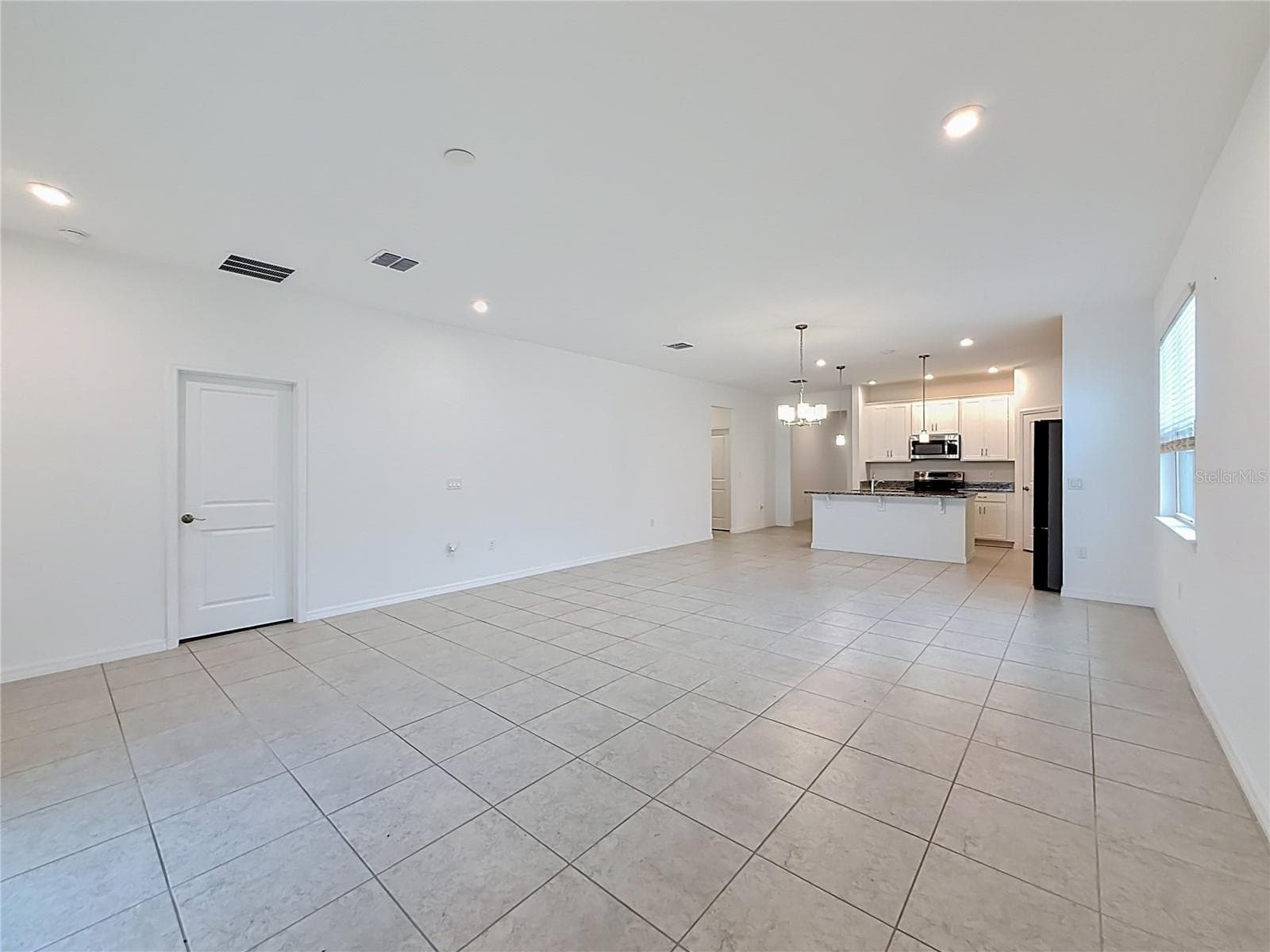 Single Family Residence at 418 QUAYSIDE AVE AVE, MASCOTTE, photo 15 of 53