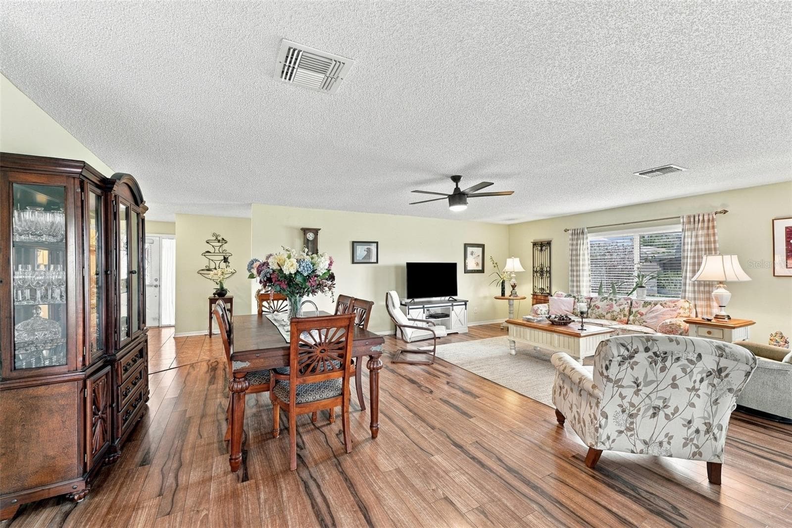 Half Duplex at 1611 WOODMAR DR, SUN CITY CENTER, photo 10 of 48