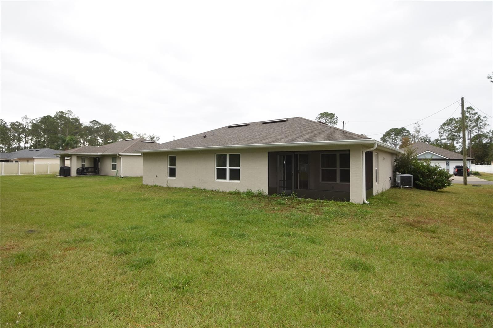Single Family Residence at 34 RENSHAW DR, PALM COAST, photo 2 of 31