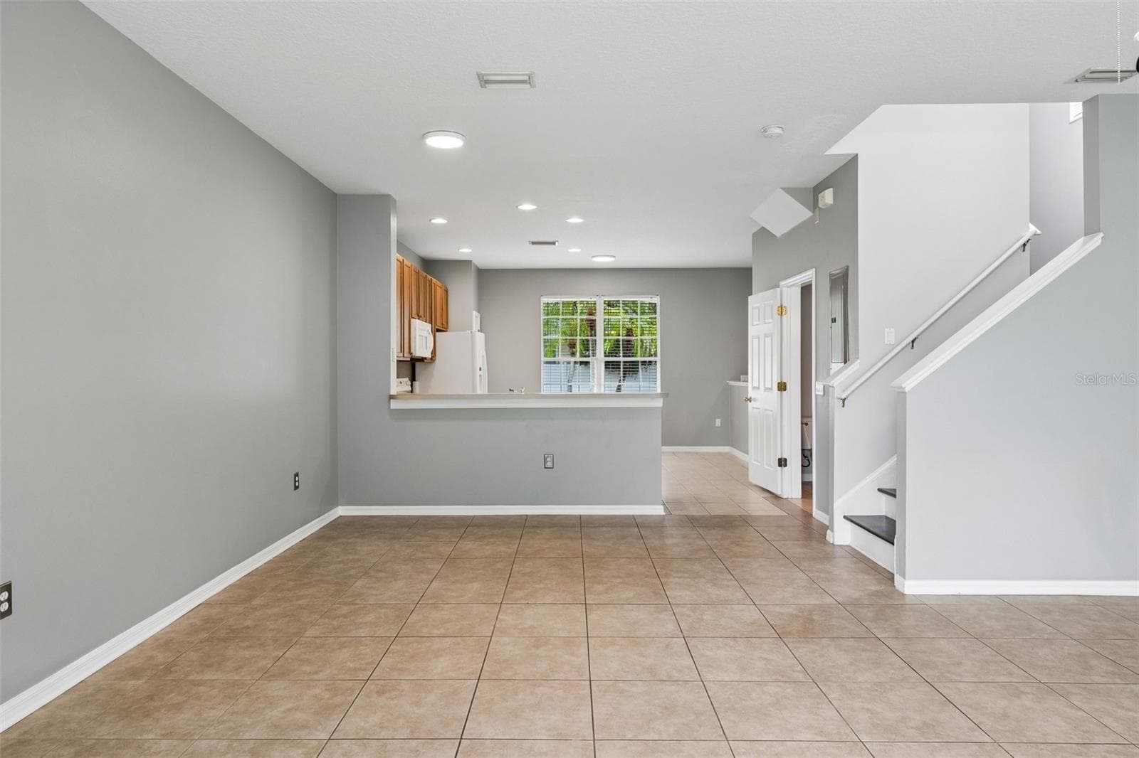 Townhouse at 14101 CHRISTIE DR, LARGO, photo 8 of 54
