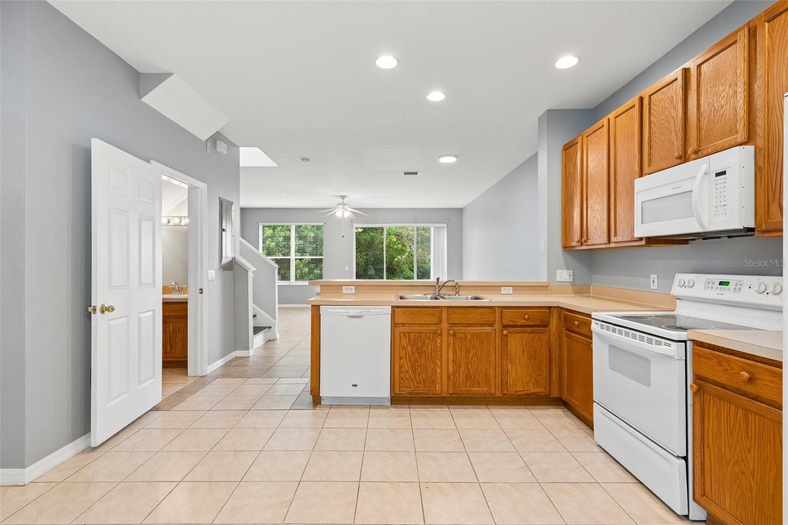 Townhouse at 14101 CHRISTIE DR, LARGO, photo 17 of 54