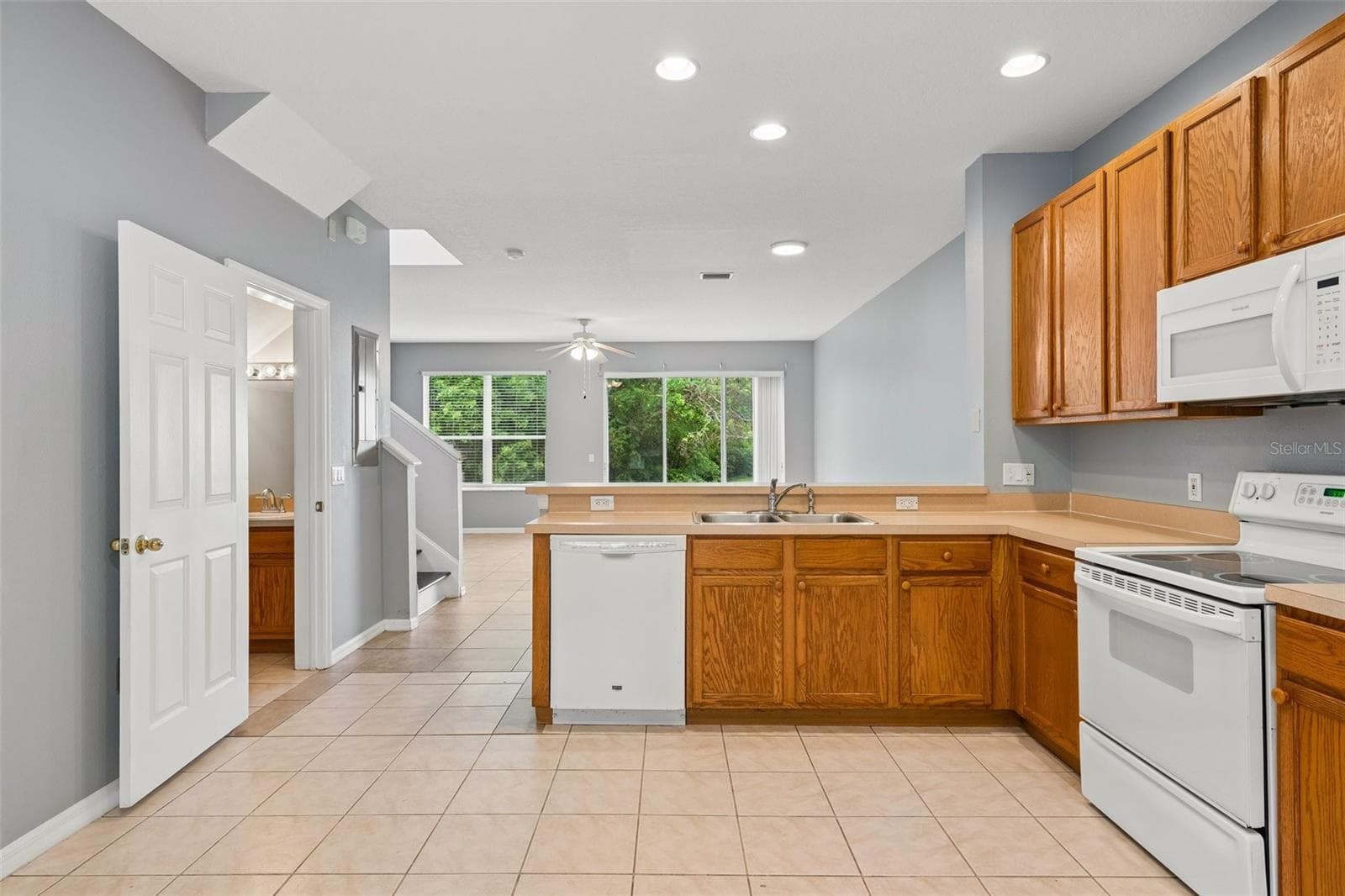 Townhouse at 14101 CHRISTIE DR, LARGO, photo 18 of 54